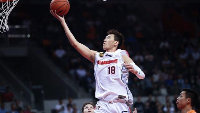  广东宏远末节发力，战胜新疆稳固联赛榜首