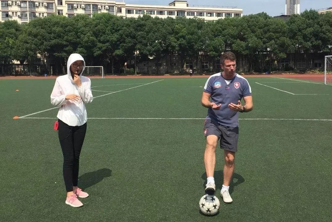  教练员轮岗交流启动，执教理念碰撞火花