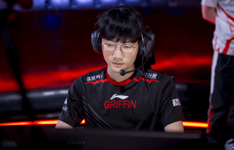  新生代选手强势崛起，颠覆传统电竞格局态势